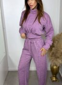 conjunto feminino em tricot com gola alta